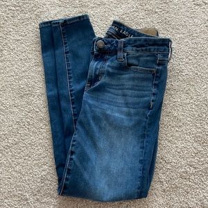 AE Super Skinny Jeans